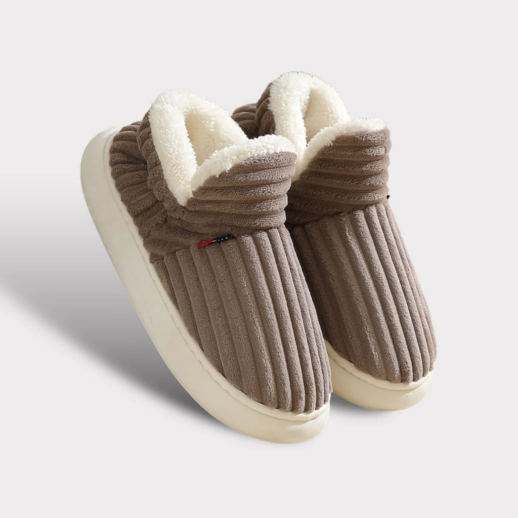 Boutique warm slippers