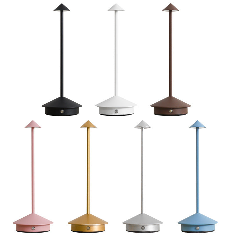 Wireless LED table lamp in an elegant design