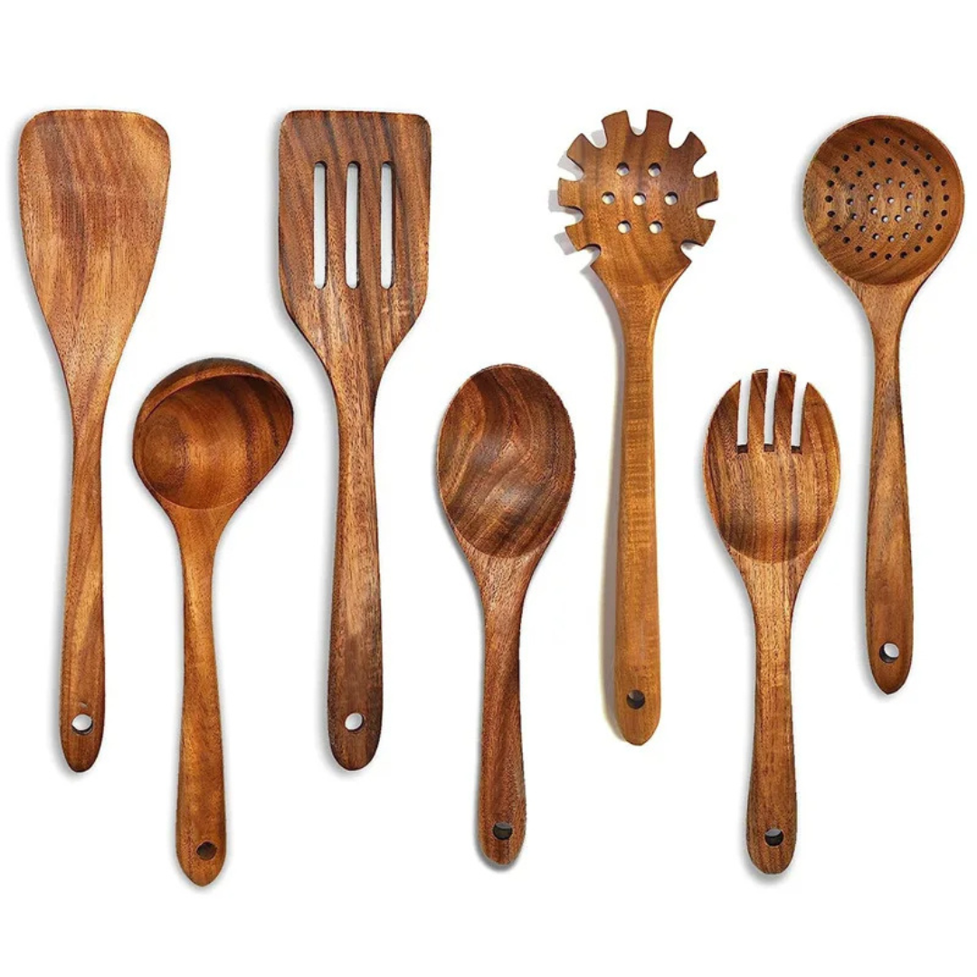 Kitchen set made of natural teak wood