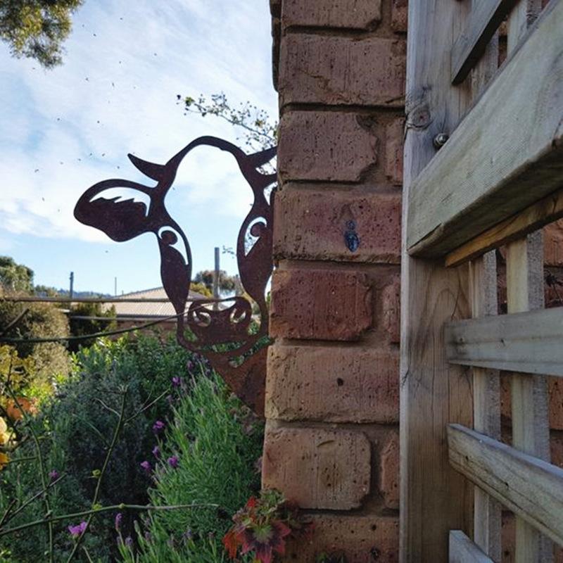 Metal Artwork For The Garden