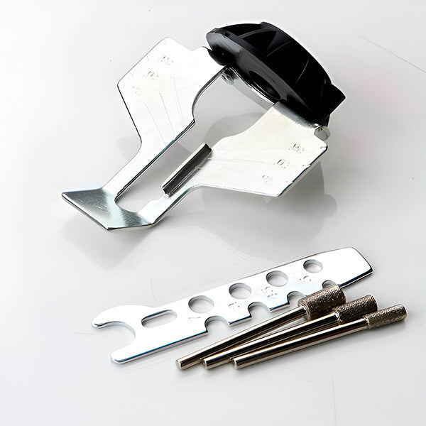 Chainsaw Sharpener with Integrated Sharpener