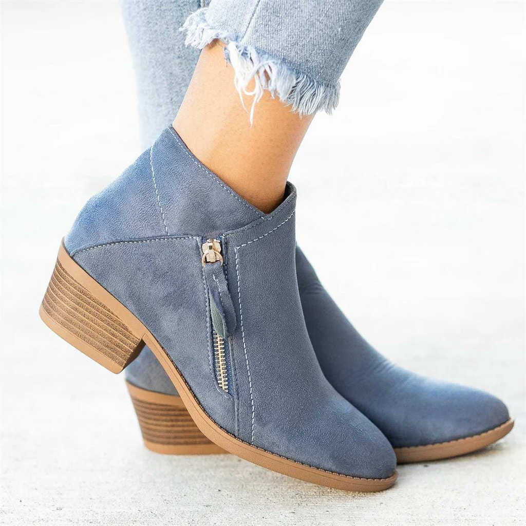 Orthopaedic leather boots for women