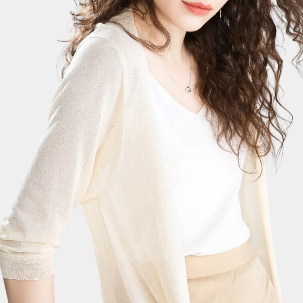 Elegant and Lightweight Women's Vest