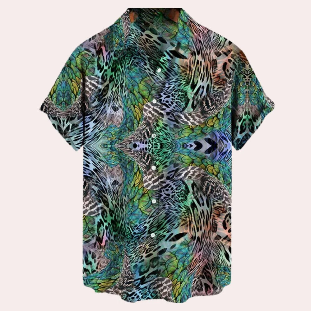 Comfortable Men's Shirt With Short Sleeves