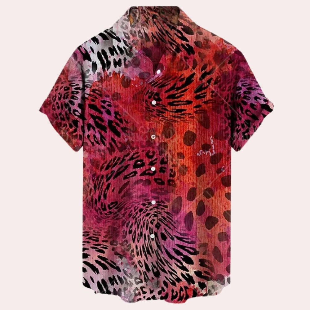 Comfortable Men's Shirt With Short Sleeves