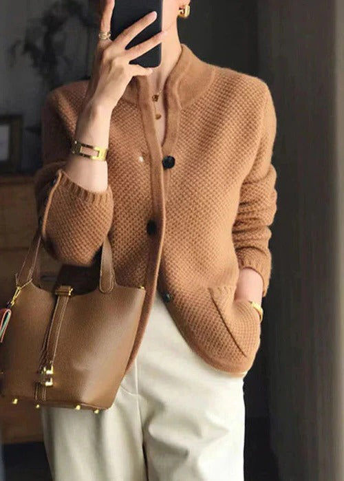 Cardigan for cozy evenings: your favorite piece in your wardrobe