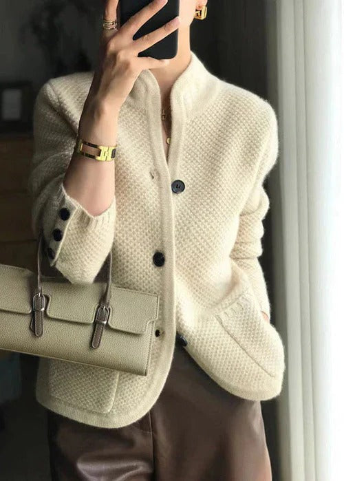 Cardigan for cozy evenings: your favorite piece in your wardrobe