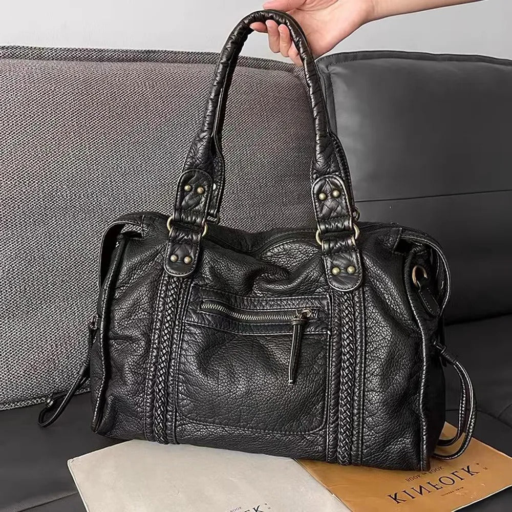 Black Handbag for Classes