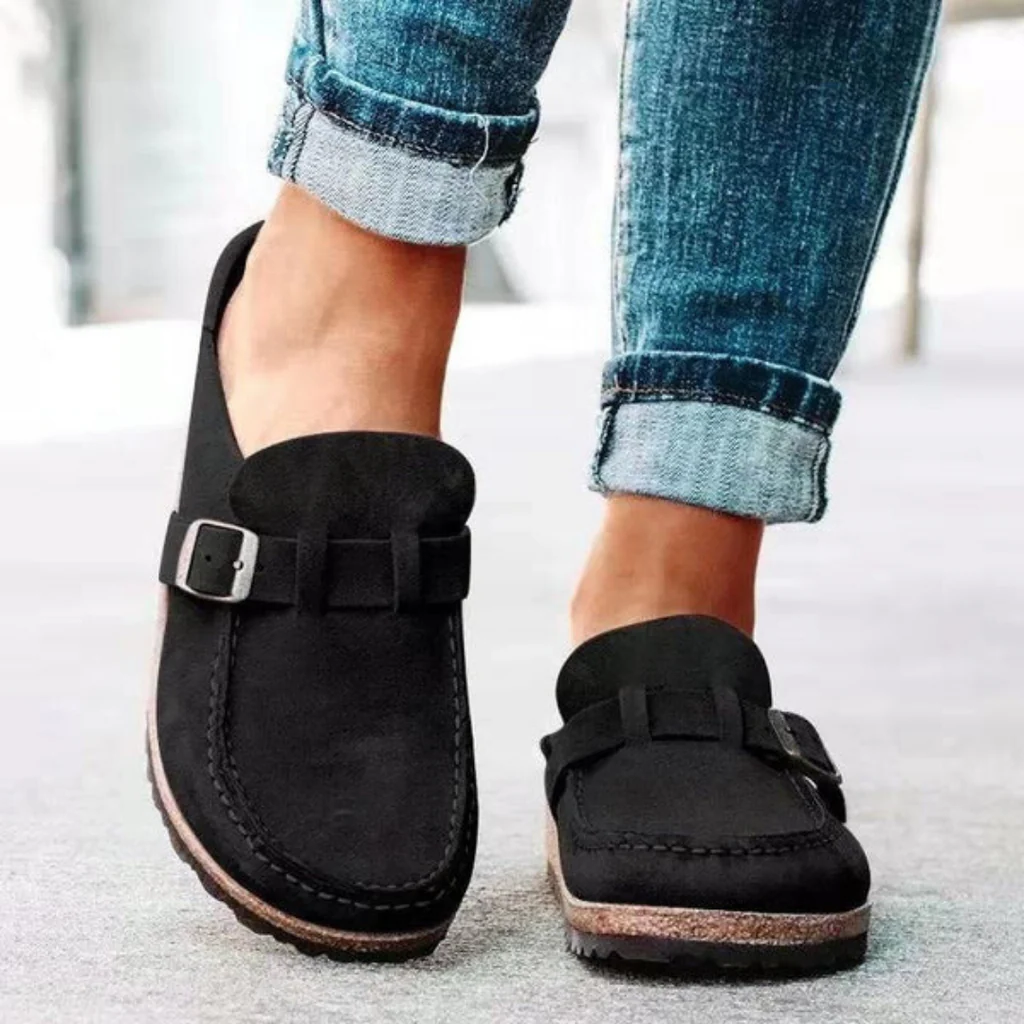 Orthopaedic clogs for women